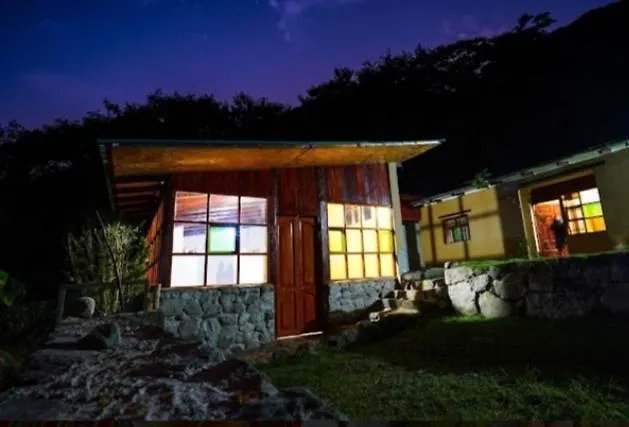 Lia Lucmabamba Auberge de jeunesse