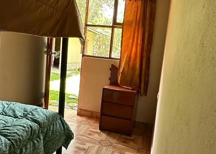 Auberge de jeunesse Lia Lucmabamba Sahuayaco