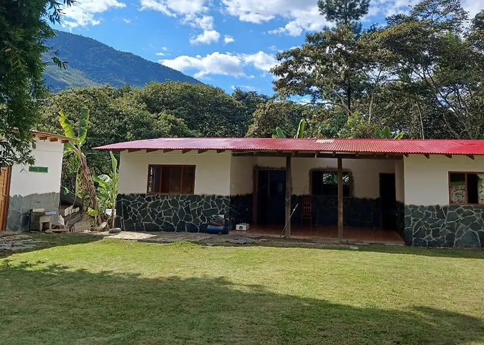 Lia Lucmabamba Sahuayaco