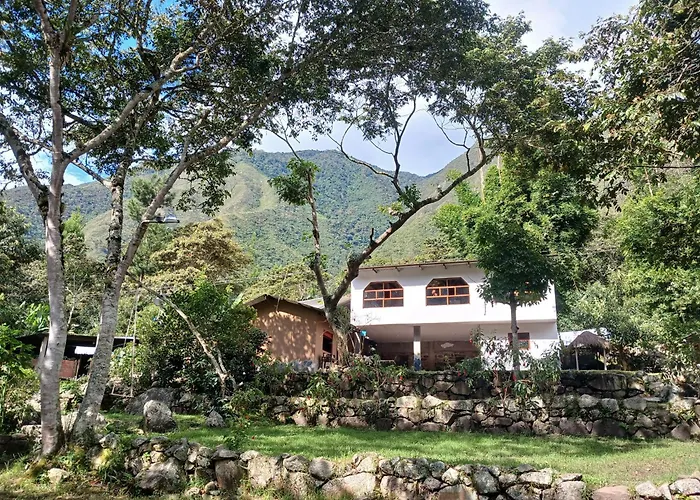 Lia Lucmabamba * Sahuayaco