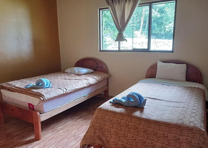 Auberge de jeunesse Lia Lucmabamba